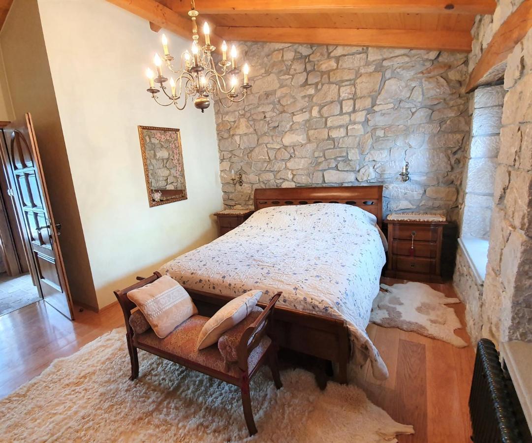 Апартаменты Casa Prodan Бузет Экстерьер фото